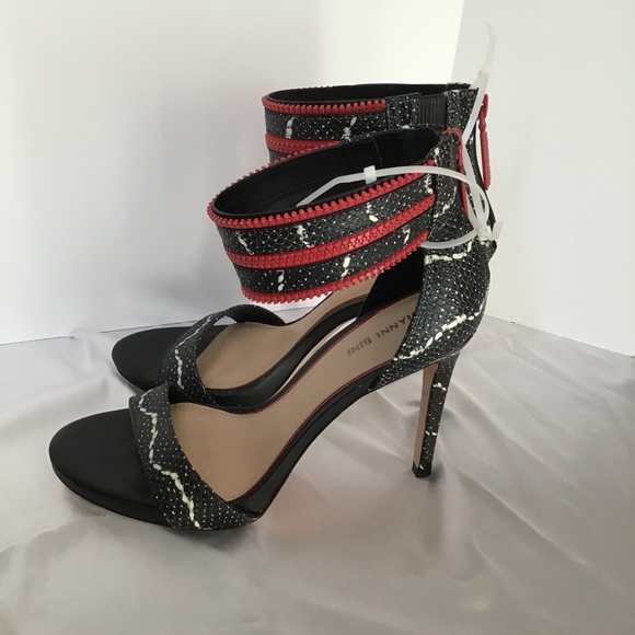 Shoes - Gianni Bini